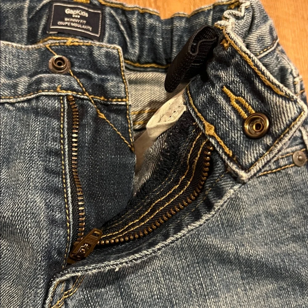 Gap Kids and Old Navy Boys Pants Bundle, size 8